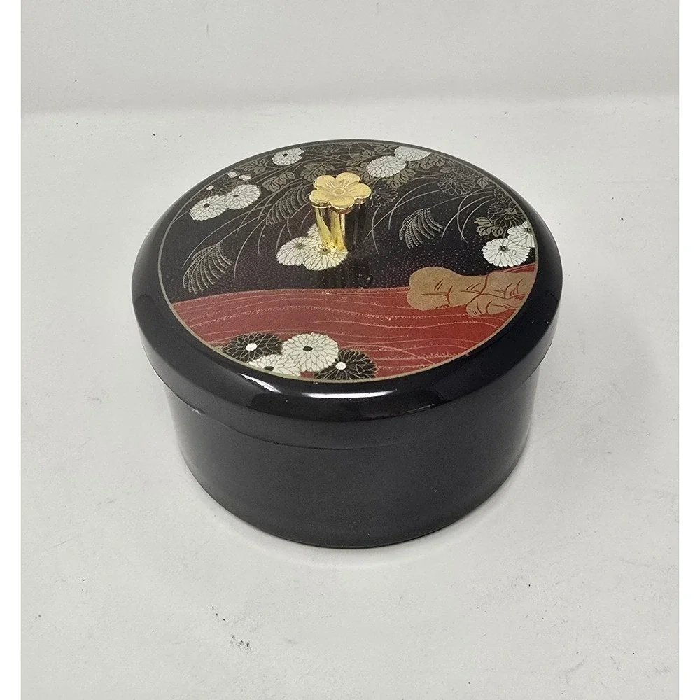 Vtg Japanese Maki-e Lacquer trinket box black‎ round lidded floral